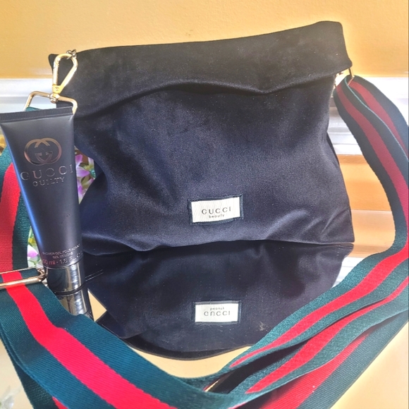 Gucci - Picture 3 of 16